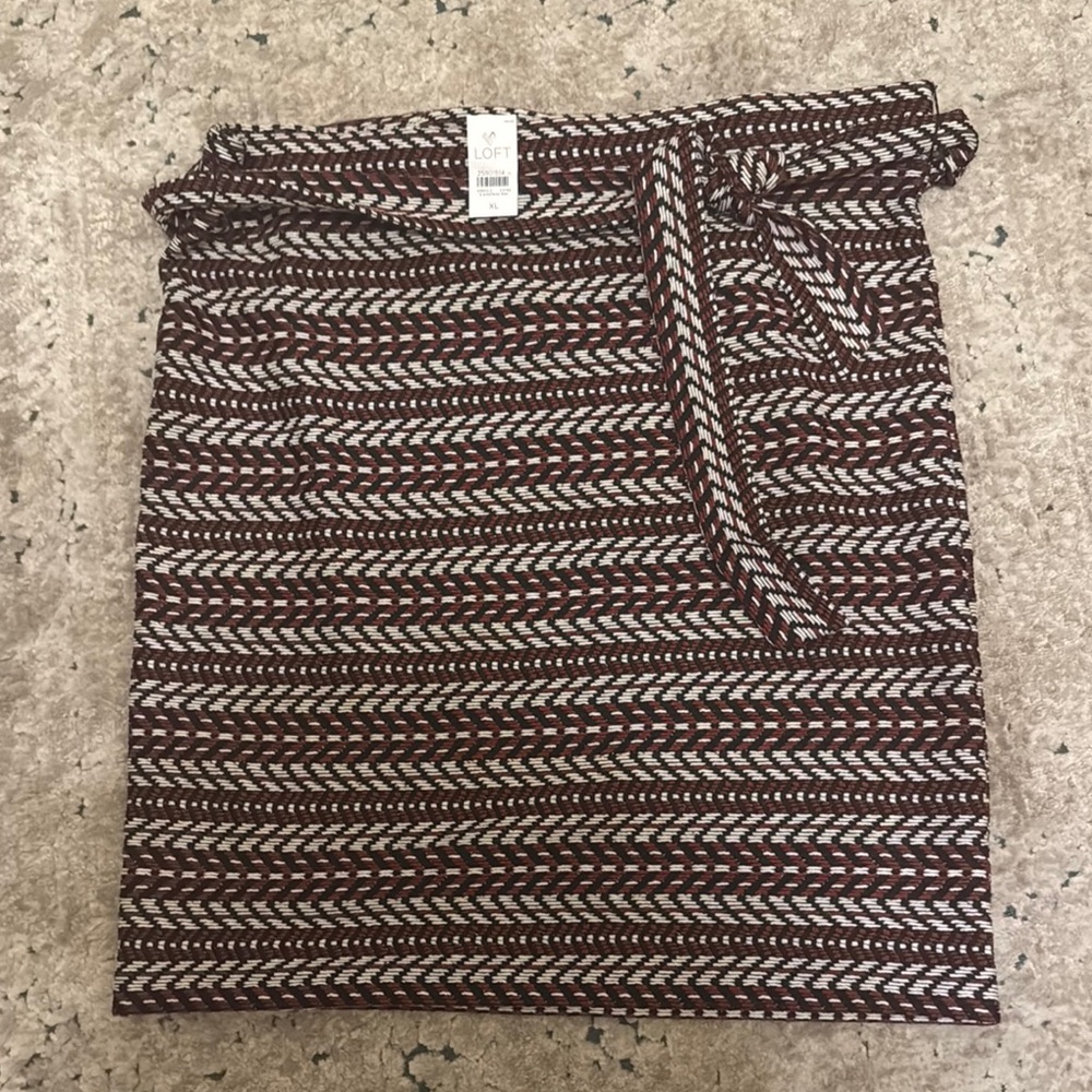 LOFT Textured Brown and Black Mini Skirt -Size XL -NWT